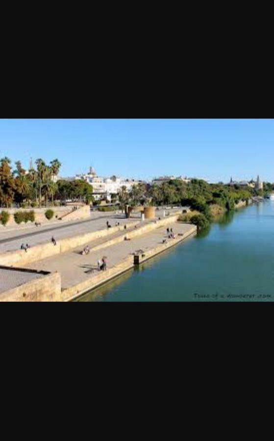 Maravilloso Ático Puente de Triana Sevilla Exterior foto